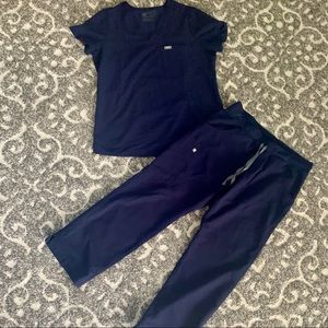 FIGS Navy blue scrub set